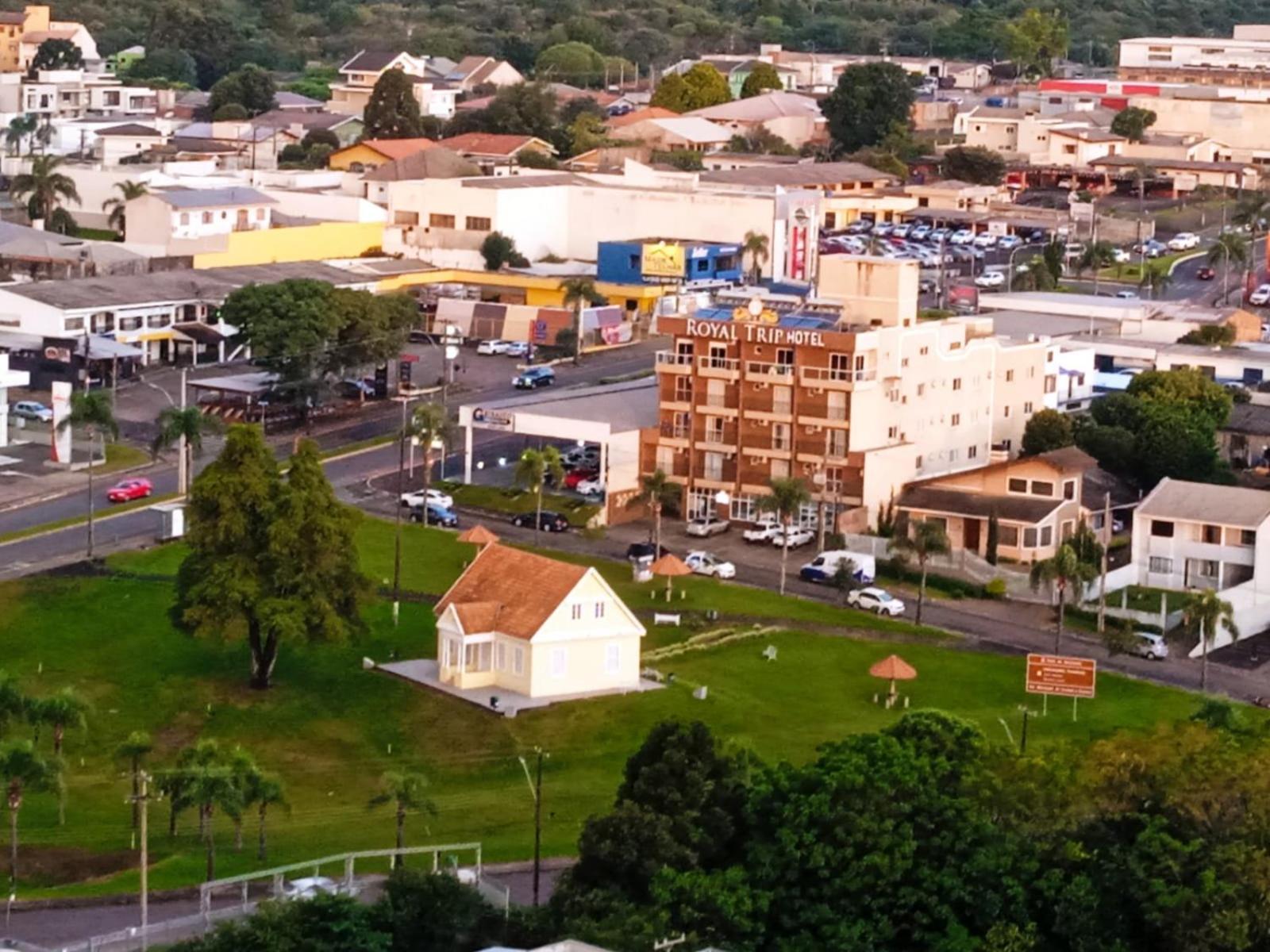 Royal Trip Hotel Guarapuava Bagian luar foto